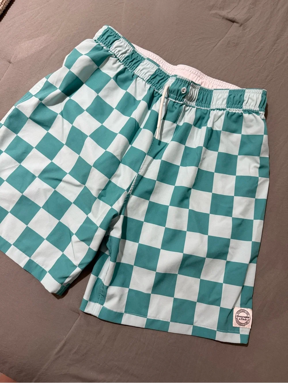 abercrombie kids Teal & White Checkerboard Men’s Hybrid Shorts
